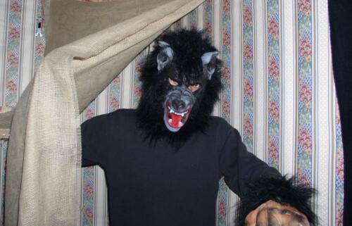 09-This is the werewolf for the 2007 haunt.